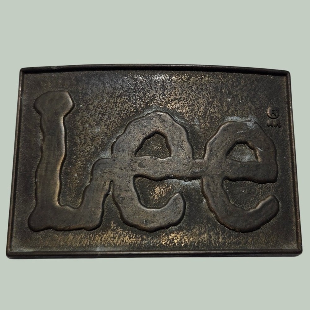 Vintage Lee Jeans Belt Buckle Brass‎ Tone Raised Logo Rectangle Western Workwear